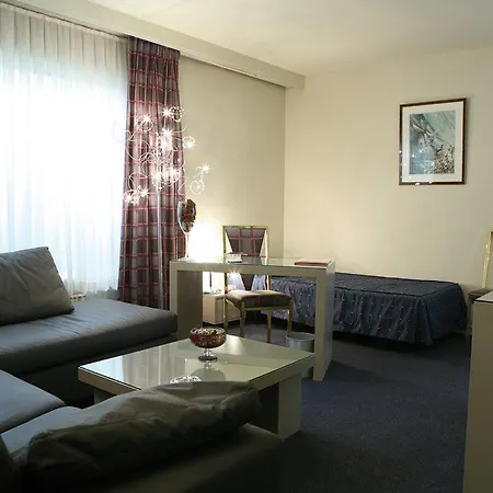Leonardo Center Hotel