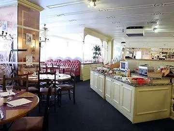 Leonardo Center Hotel