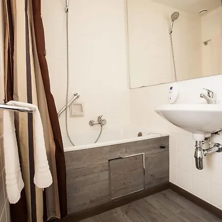 Leonardo Center Hotel 3*